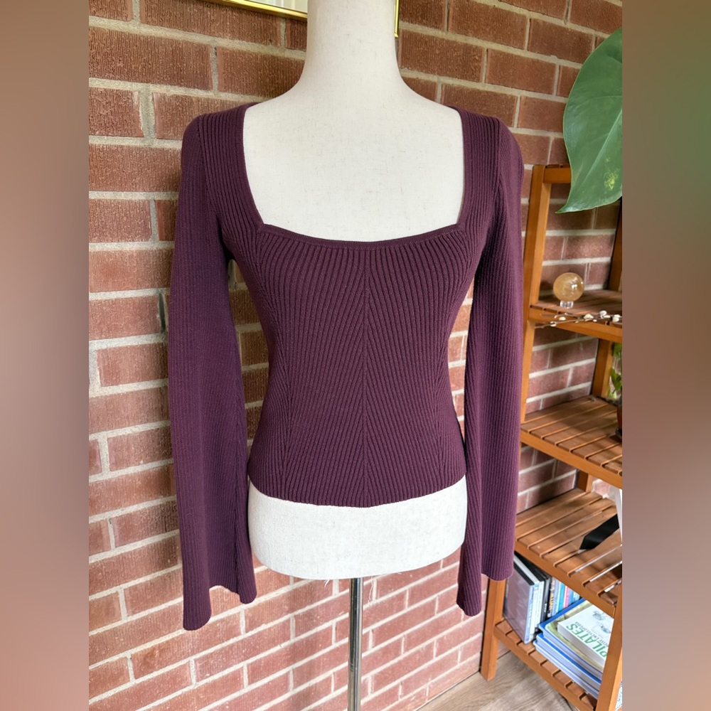 Hollister square neck knit sweater with flared sleeves size Large